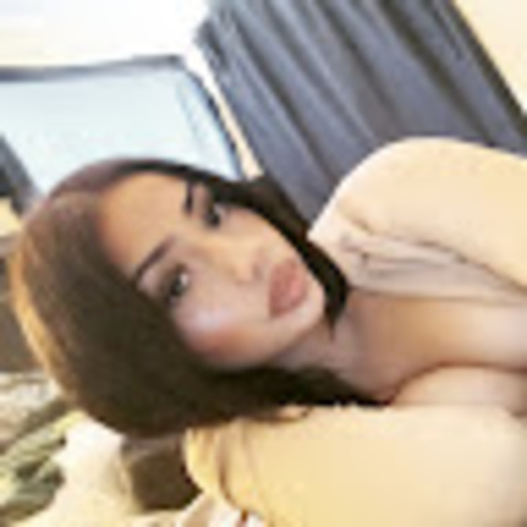 Meet your Posher, Anahi - Picture 1 of 1